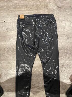 Victoria's Secret Shiny Black High-Rise Leggings